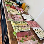 ベッド・アンド・ブレックファスト Marlin