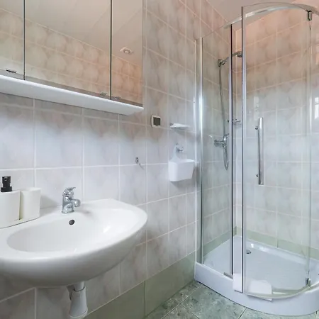 ベッド・アンド・ブレックファスト Marlin ポビエロボ